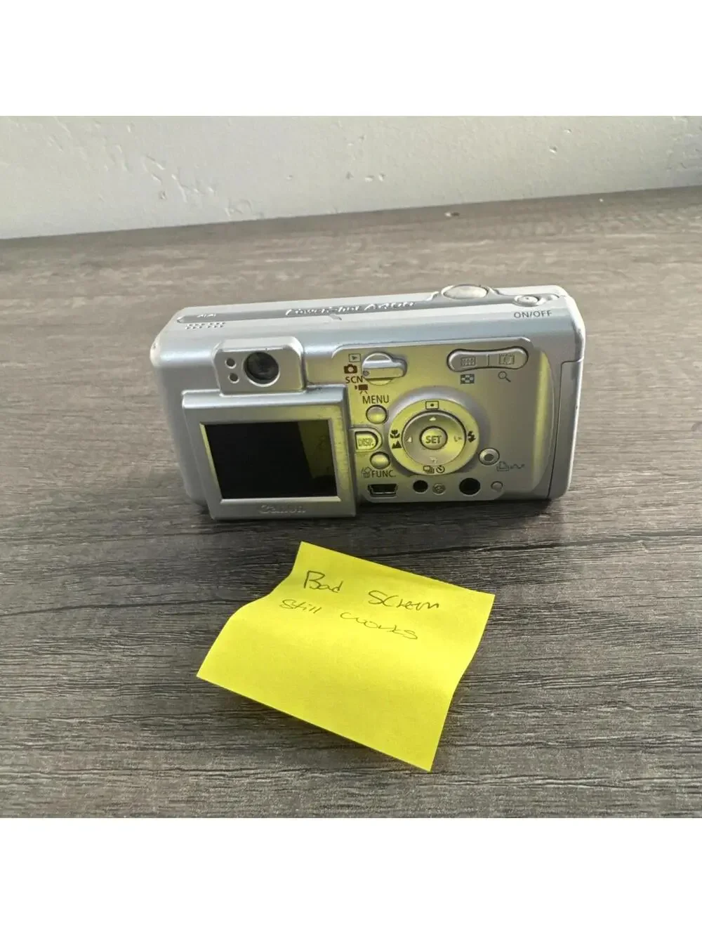 Canon PowerShot A400 3.2MP Digital Camera Silver WORKS BAD SCREEN